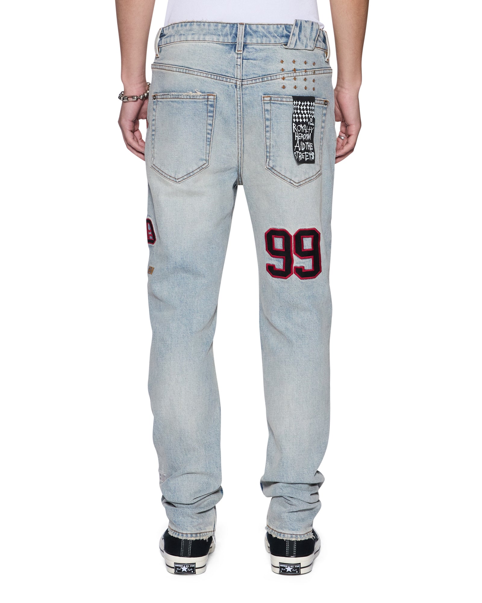 JEANS_CHITCHSEATTLEBLUEREPAIR_270_2048x.jpg