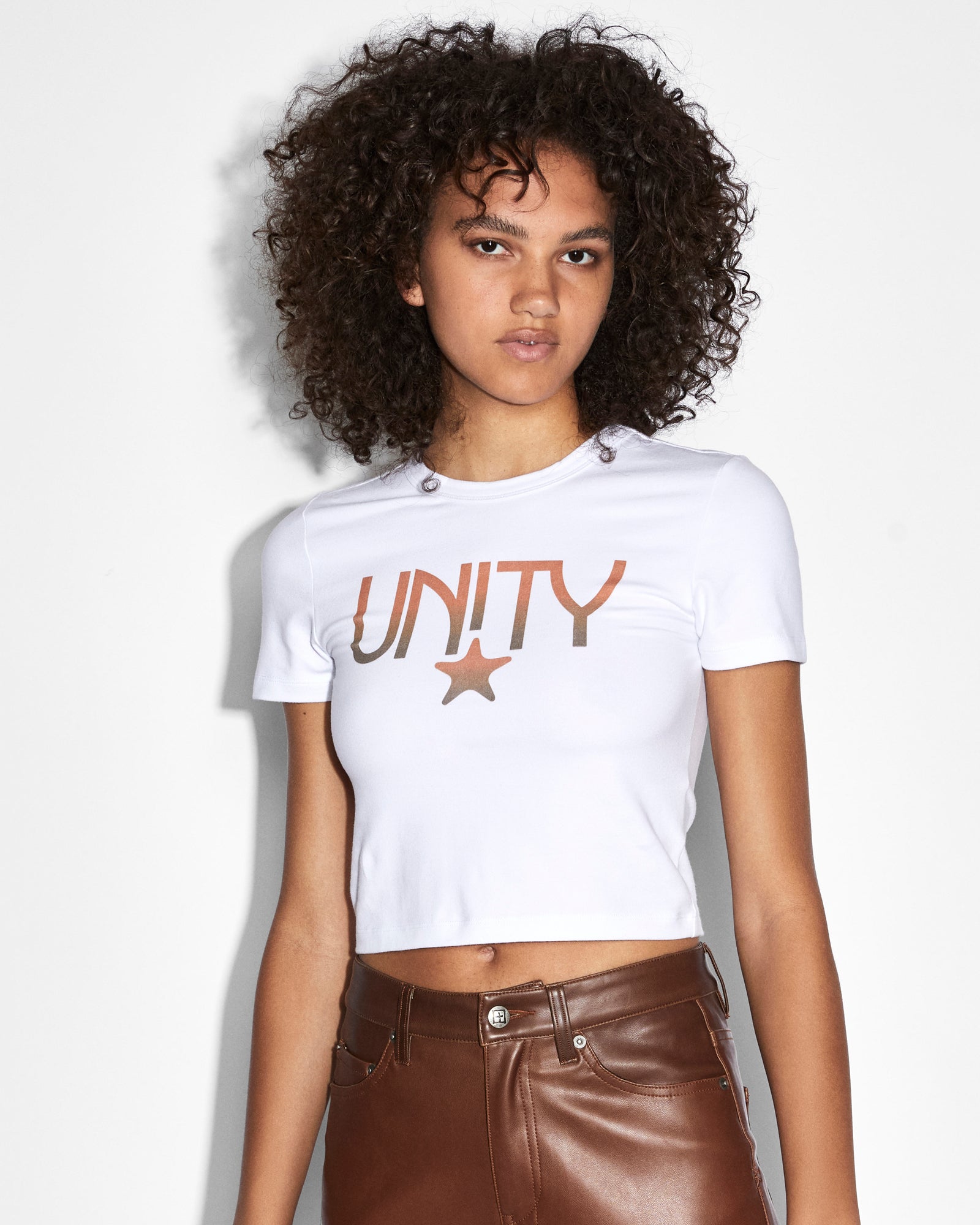 TEE_UNITY_STAR_BABY_WHITE_3618_2048x.jpg